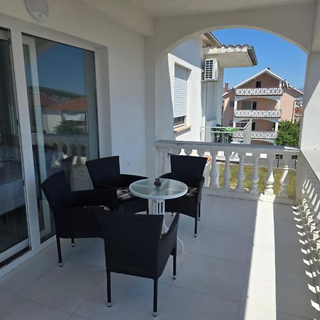 Apartment Anton Трогир Экстерьер фото