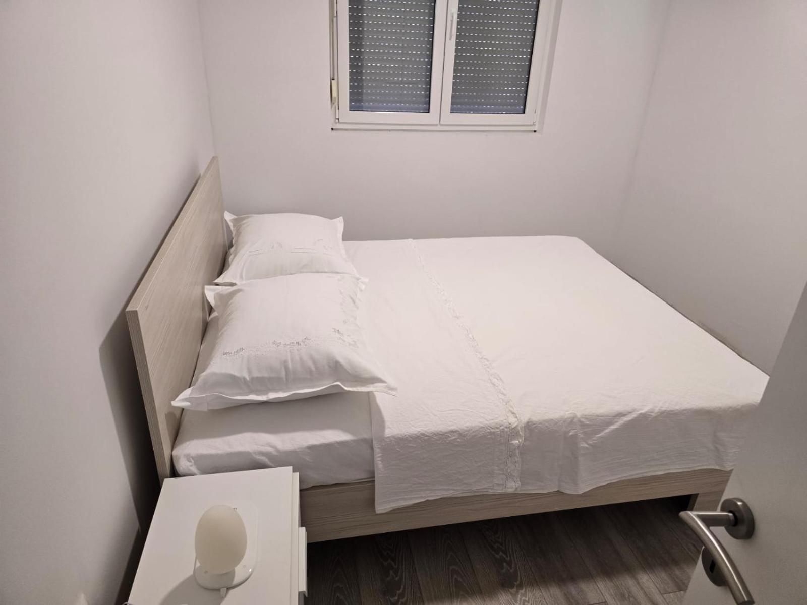 Apartment Anton Трогир Экстерьер фото